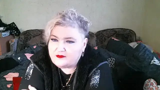 Lana555 on StripChat 