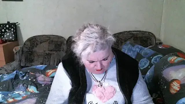 Lana555 on StripChat 