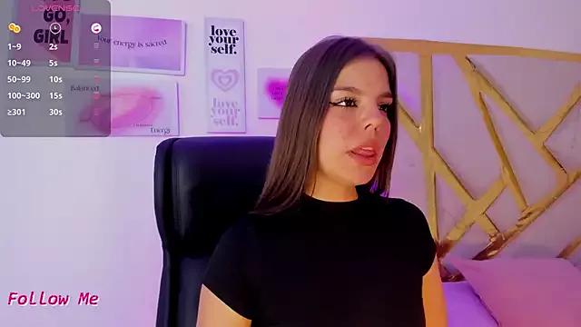 LanaJones_ on StripChat 