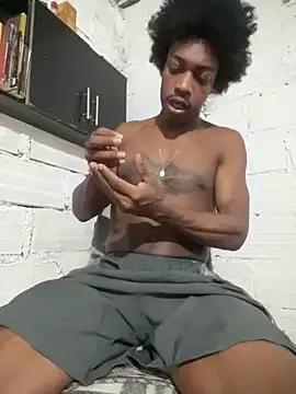 LarryCollin on StripChat 