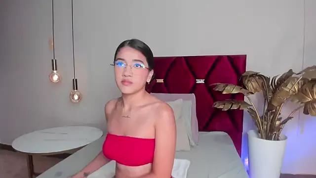 LeaahCarter from StripChat