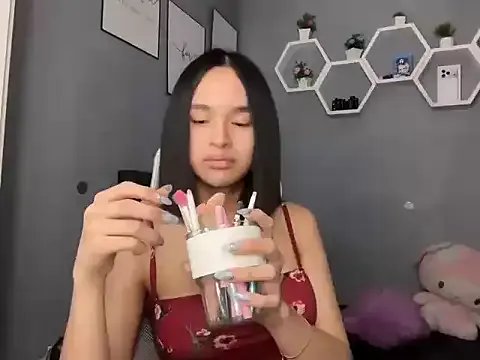 lelasohna on StripChat