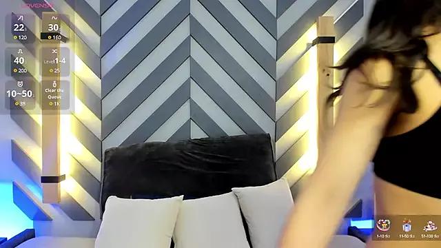 liily_grey on StripChat 