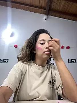little-Emma on StripChat 