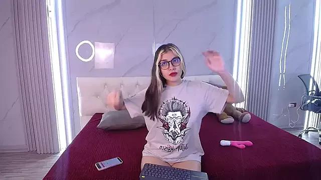 Little_Cuttie_ from StripChat is Freechat