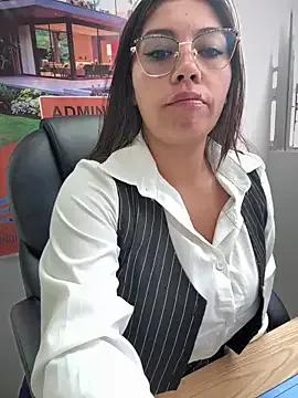 LIZ-06_ — NAKED DOGGY + RED ASS/ ticket 16