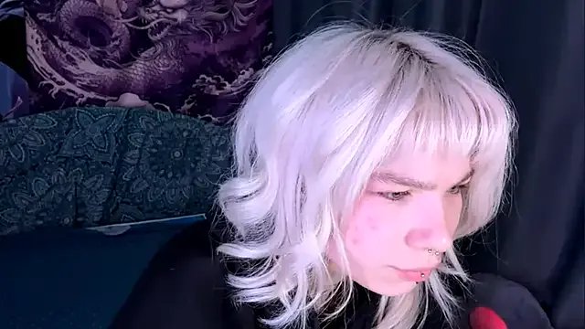 LolaDollyMur on StripChat 