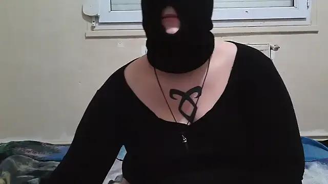 LolaXXDreams on StripChat 