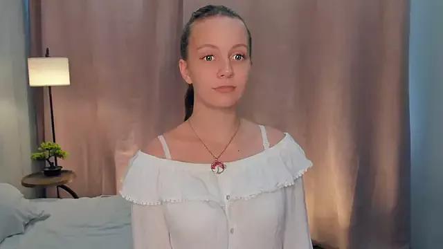 LorriSteman from StripChat is Freechat