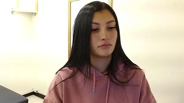 louis_k — Slap my breasts + pinch my nipples