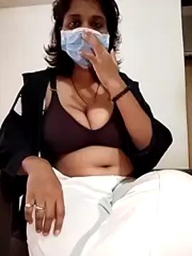 Love_Foreverr12 on StripChat