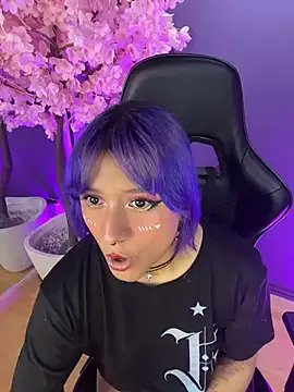 LuanEter on StripChat