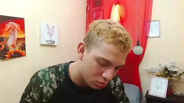 luccasbigcock on StripChat 