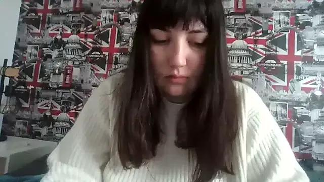 Lynylou on StripChat 