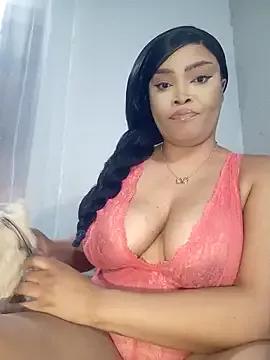 MadamPinky from StripChat