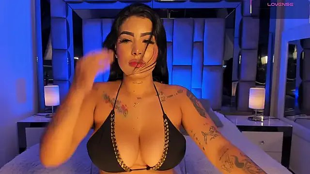 MaddyGray_ on StripChat