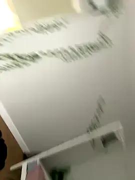 madelinexx — Topless 10 mins - last tip 