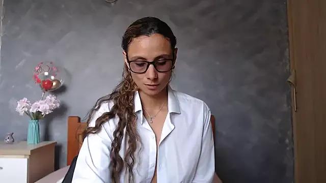 Private MafeeRoss on StripChat