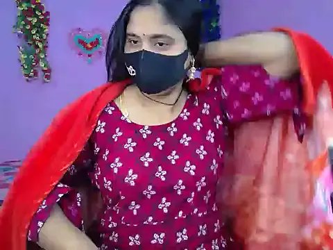 Maiya_Amber on StripChat