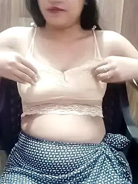 Malikaa-baby5 on StripChat