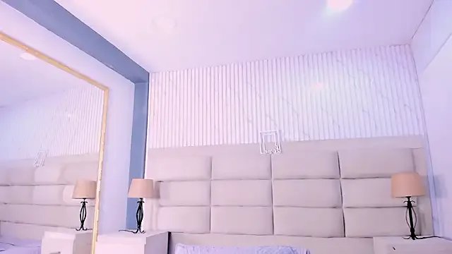 ManuelaEvans_ on StripChat