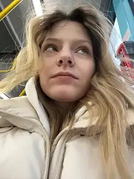 MaryHiggins on StripChat