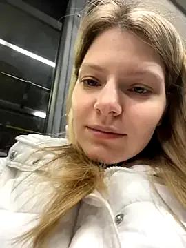 MaryHiggins on StripChat