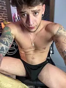 MATTEOSANTINO21 from StripChat