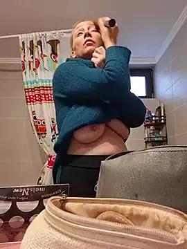 merlyn4 — all naked