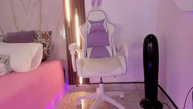 mia_six66 from StripChat is Freechat