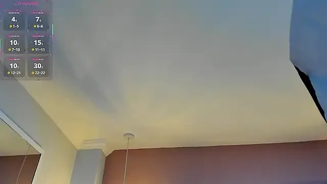 Mia_Valentine_ on StripChat