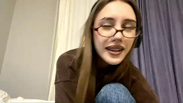 Milena_Awesome — Move bra staps lower