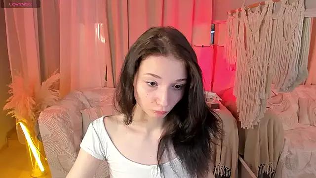 MilliMouse on StripChat 