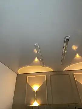 Miss_blue69 on StripChat