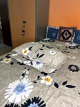 Miss_magicqueen — Oily boobs