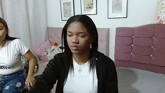MISSANDRE4 on StripChat 