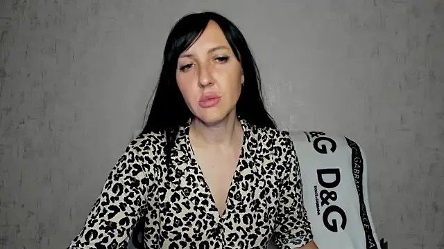 MissGulia on StripChat 