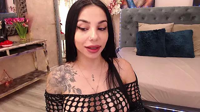 MissJuliax from StripChat