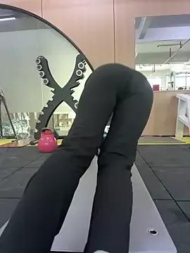 MM-feifei on StripChat 