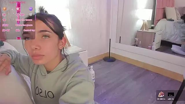 Mollymoon1 from StripChat