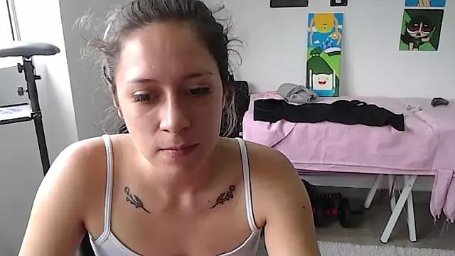 MommyMiaWs on StripChat 