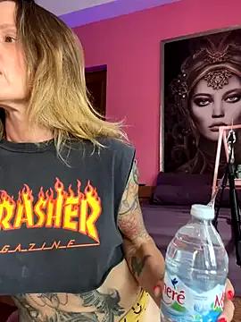 mommyselenafit_ on StripChat