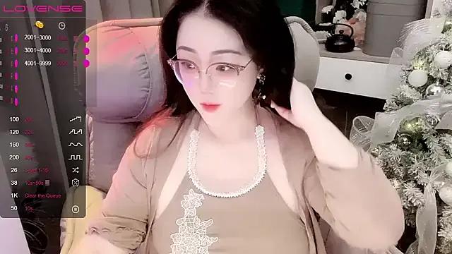 Monica-666888- — *  