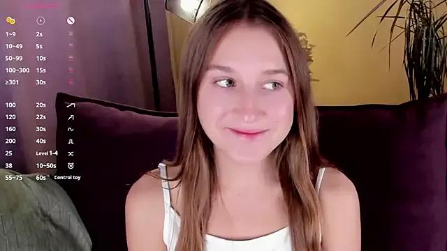 NanaMertins from StripChat is Freechat