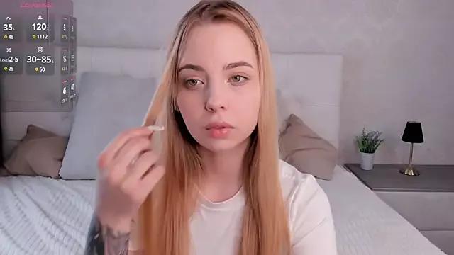 NancyMercer from StripChat