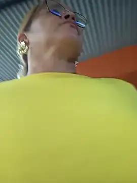 natally_ross21 on StripChat 