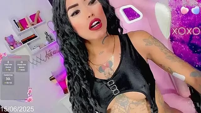 Nella_Dolls from StripChat