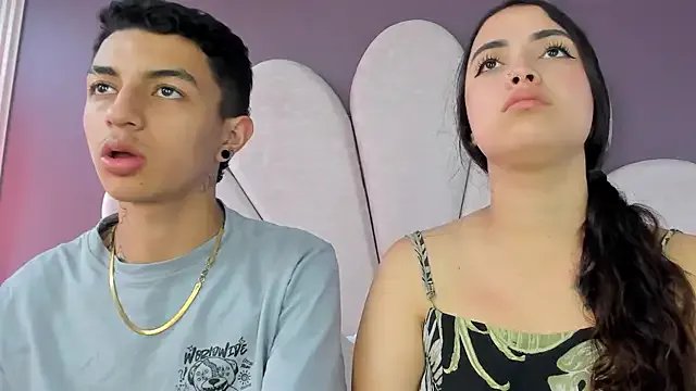 NickandAbby_ on StripChat