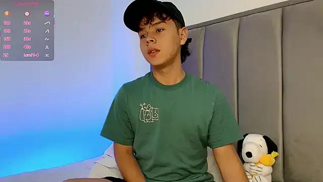 nico_leroy on StripChat