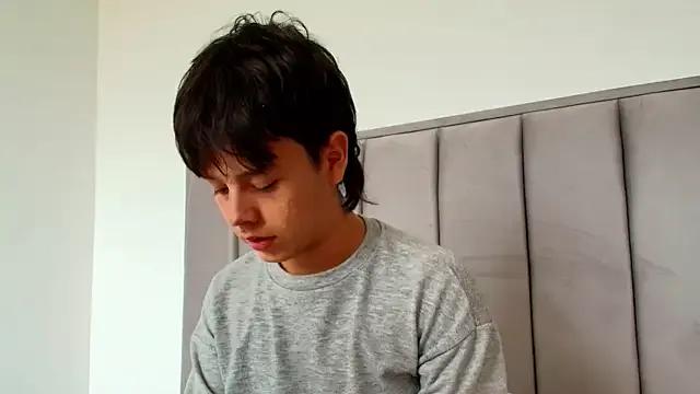 nico_leroy on StripChat